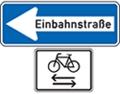 30er-Zone, entgegenkommender Radfahrer in Einbahnstraße - Rechts-vor