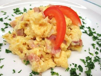Rührei mit Schinken