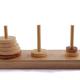 Ich suche ein "Spiel" mit einem Stapel von Ringen, der auf die andere Seite gebracht werden muss.