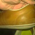 Alte Salzflecken aus  Leder Schuhen entfernen.