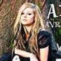 Avril Lavigne Lockige Haare wie im Alice Musikvideo