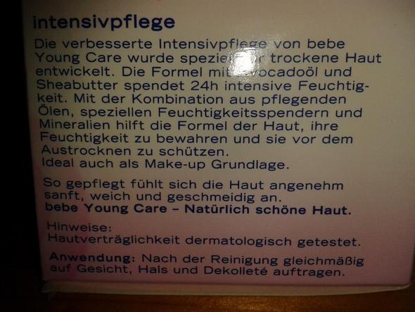 Wer es ist Mager- ist gebräunt ist mit den Sommersprossen des Auges usenkije abgedeckt