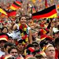 Gänsehautfeeling bei public viewing wm 2006/2010!? Warum gibt`s das nur alle 4 Jahre...?