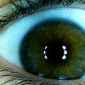 Grauer Rand um das Auge// Farbe?!