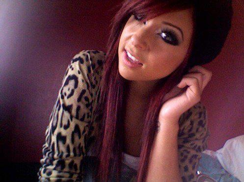 Haare färben und pony schneiden :D (lila)  width=