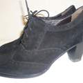High Heels in der Arbeit