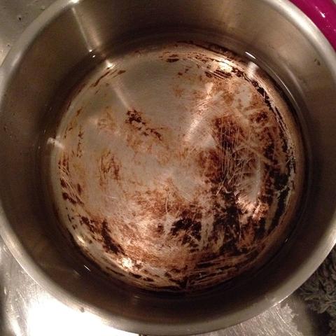 Angebranntes Im Topf Entfernen