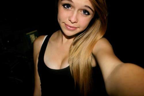 A pretty blonde with a busty cougar ji amp al 7