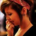 Rotes Haarband? wo?