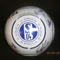 schalke ball  unterschriften NOTFAL