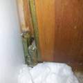schimmel an fensterschrniere?!
