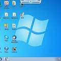 Schriftzug hinter Windows-Start-Button