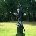 Skulptur im Lantzschen Park bei Düsseldorf