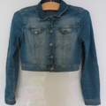 Soll ich die Jacke zu oder auf tragen? :-)