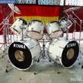 Was haltet ihr von diesem Drumset? ^^