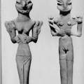 was stellen diese statuetten dar?