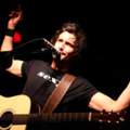 Welche Gitarre von Tom Beck ist das ?