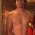 Wie kann ich so wie Tom Welling sein (siehe Bilder) brauche Persönliche Infos über ihn?