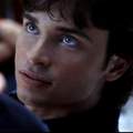 Wie kann ich so wie Tom Welling sein (siehe Bilder) brauche Persönliche Infos über ihn?