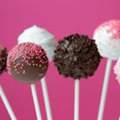 wie kriegt man cake pops so rund??