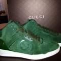 Wo finde ich die Gucci Schuhe?