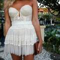Wo finde ich dieses Kleid ? Bitte Hilfe