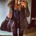 wo gibt es diese jacke (siehe foto ) ?