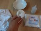 Wimperntusche-Fleck aus Kleidung entfernen