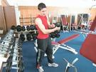 Übungen für den Bizeps: Hanteltraining