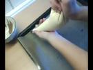 Festlicher Schokoladenkuchen mit Biskuithülle