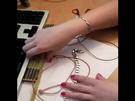 Anleitung: Armband knüpfen in Macramee-Technik