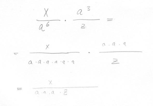 a* a* a noch zu a^3 zusammenfassen - (Mathematik, Bruch, Potenzen)