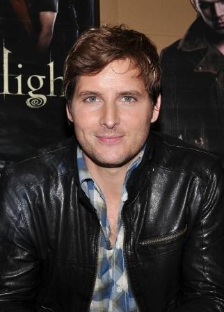 - (Twilight, peter facinelli)