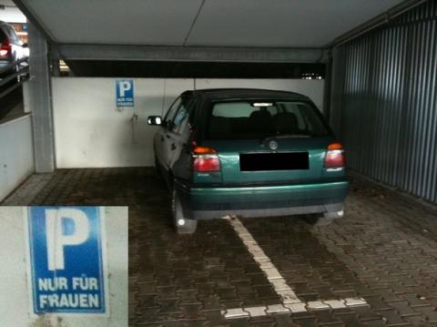  - (Frauen, Recht, Frauenparkplätze)