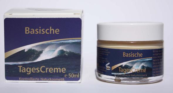 Hallo! Hat jemand von euch Erfahrung mit basische Kosmetik? (Hautpflege, basisch, Kosmetikprodukte)
