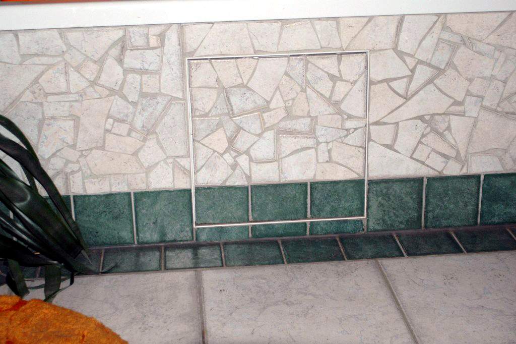 Erdiger Geruch im Badezimmer - was kann das sein? (Badewanne, Abfluss)