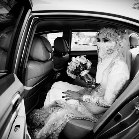 Braut mit Halbniqab - (Islam, Hochzeit, Burka)