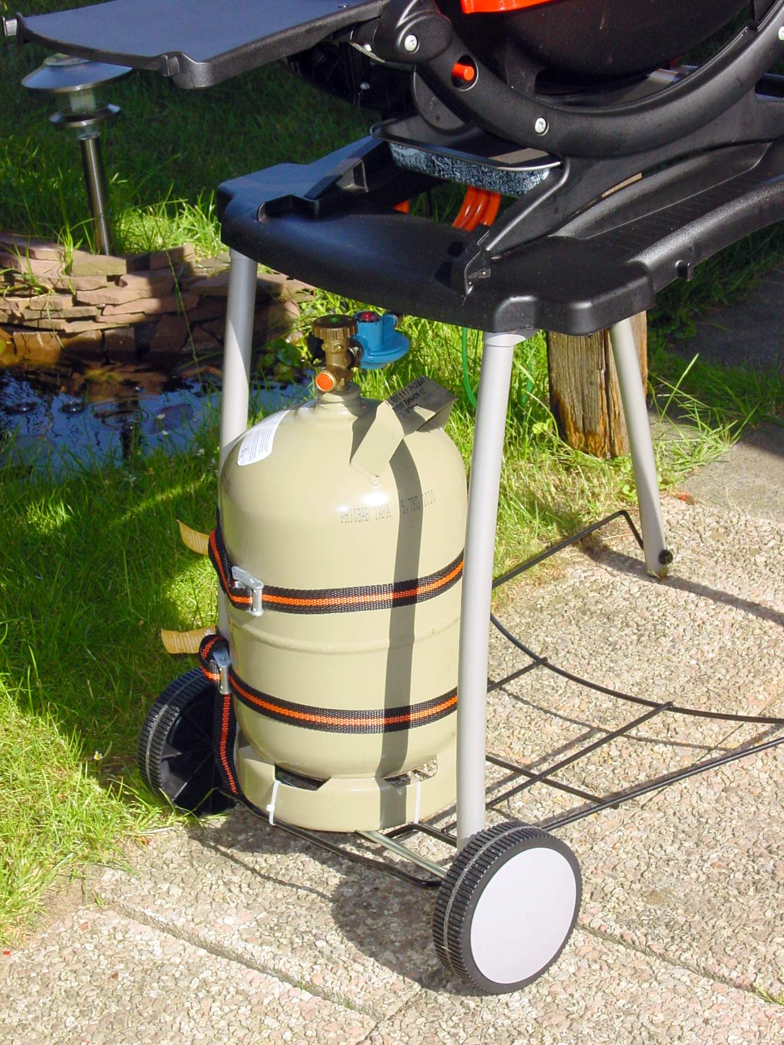 wie lange hält Weber Gaskartusche (Grill, Gasgrill, Kartusche)