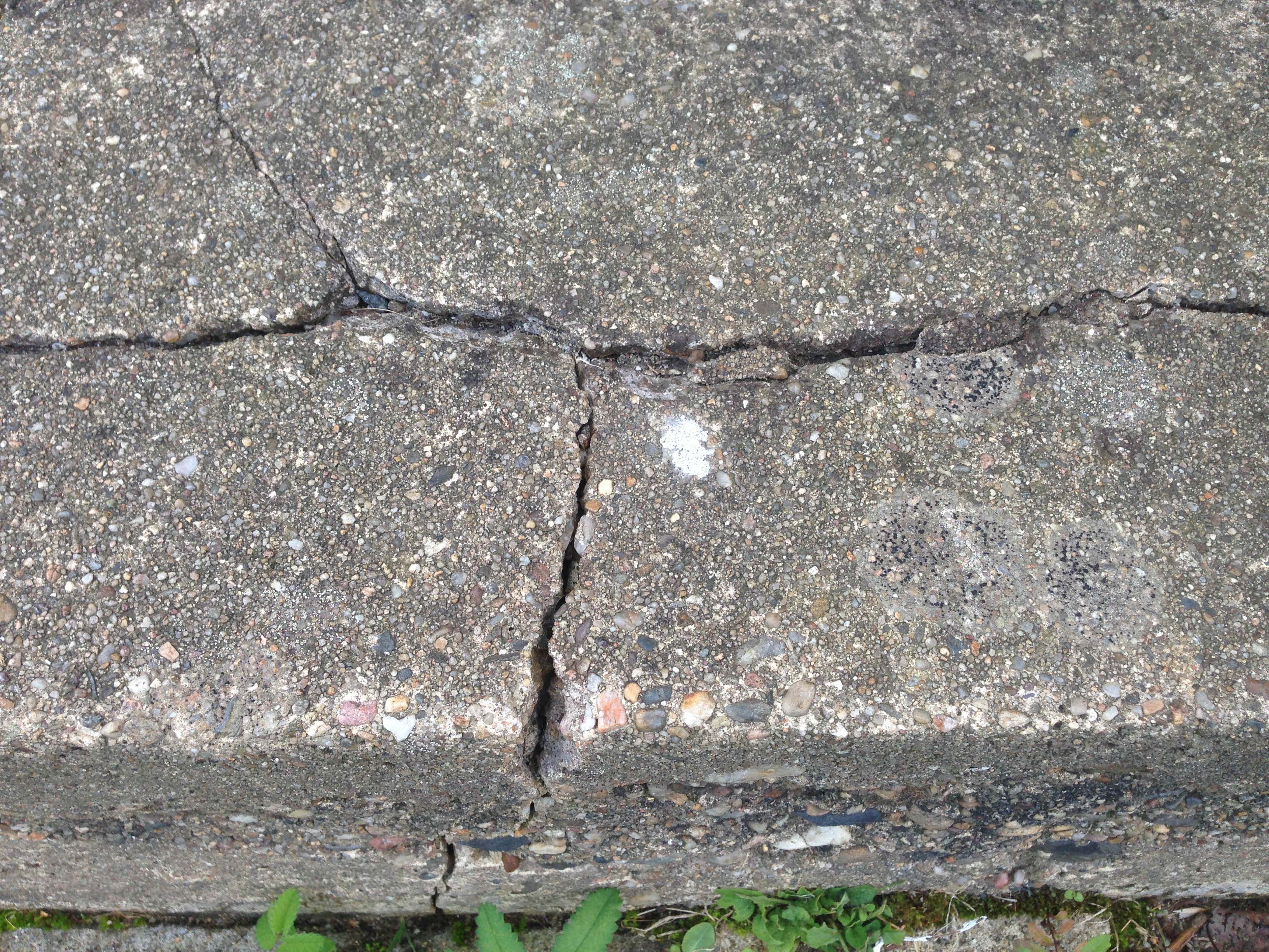 womit verfülle ich einen riss in einer betonstufe? (Reparatur, Hausbau ...