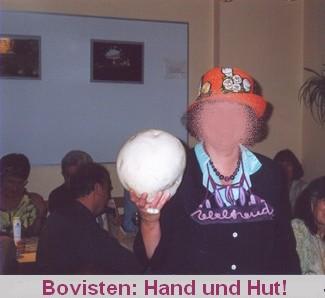 Bovisten: Hand und Hut - (Natur, Wald, Pilze)