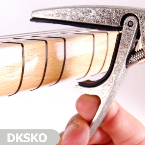 Baglama Capo - (Gitarre, Baglama)