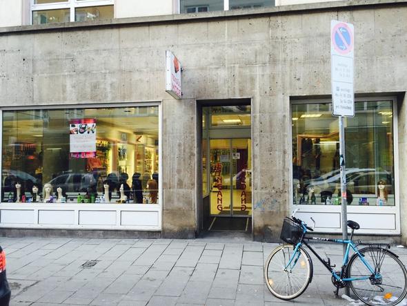 Gute Afro-Shops in München? (Haarverlaengerung, Afroshop, weaves)