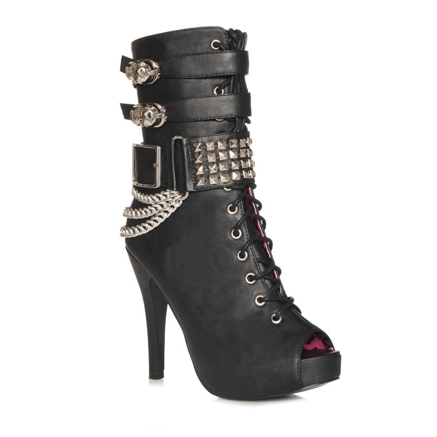 Welche Schuhe passen zu rockiger Kleidung im Sommer? (Mode, Style, Rock)