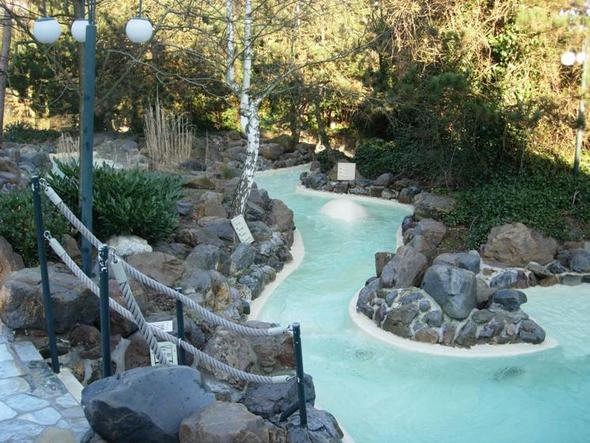 Suche Schwimmbad Freibad mit Rutschen und Wildwasserbahn Suche Schwimmbad Freibad mit Rutschen und Wildwasserbahn