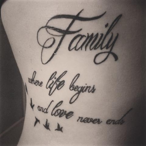 Rippen Tattoo 155 Side Tattoos That Make You Look Sexier