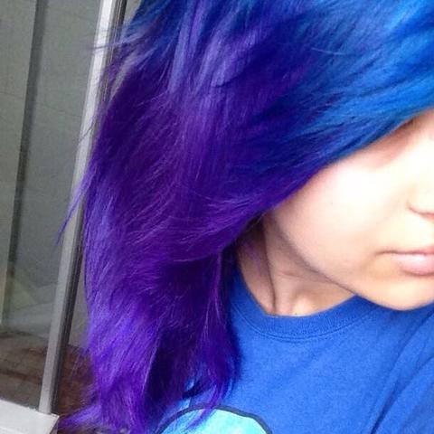 Ich Mochte Mir Einen Lila Ombre Farben Tonen Ist Die Directions Farbe Plum Gut Bzw Schon Lila Welche Aufheller Sind Gut Hab Schwarze Haare Haare Farben Aufhellen Haare Tonen