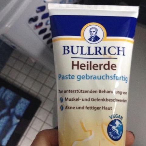 Nicht teuer und bekommst du in jedem dm - (krank, Pickel, traurig)