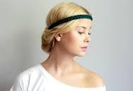 Welche Frisur Fur Glatte Haare Die Bei Hoher Luftfeuchtigkeit Schnell Lockig Werden Naturlocken