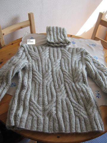 Was Fur Eine Wolle Sollte Man Fur Einen Richtig Dicken Pullover Nehmen Winter Stricken Handarbeit