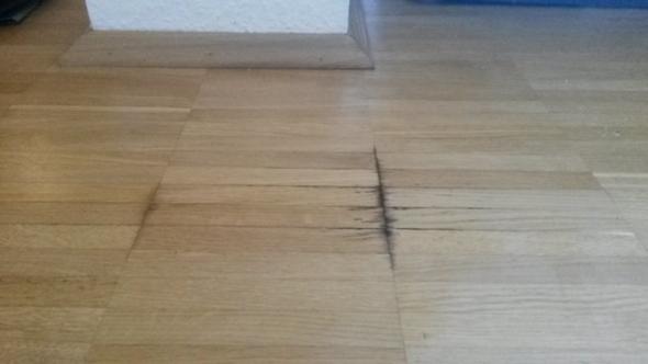Parkettschaden! Welche Rettungsmaßnahmen gibt es? (Haus, Wohnung, Parkett)